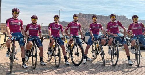 Alle corratec-Räder werden von den Profis der Rennteams in Training und Wettkampf getestet – zum Beispiel vom Team corratec beim Giro D‘Italia 2023.Foto corratec