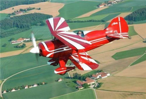 Das Fliegen ist Peter Ernsts Leidenschaft. Foto re
