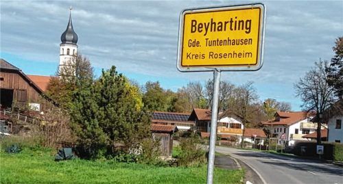 Der alte Name ist eine Art Kompromissform zwischen Lang- und Kurzname: Es liegt hier der Name „Pihart“ zugrunde, der aus „Bih-hart“ ganz leicht gekürzt ist.Foto höfer