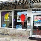 Erneut Farbanschlag auf AfD-Büro