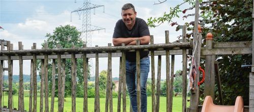 Erneuerbare Energien vernünftig zu nutzen, ist manchmal gar nicht so einfach. Josef Weber kann ein Lied davon singen. Foto  Hampel