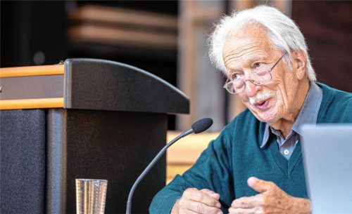 Ernst Grube (90) wurde als Kommunist in ein KZ gesperrt und auch nach dem Krieg verfolgt und überwacht. Foto  Thomae