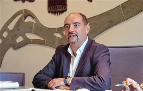 Hat harten Widerstand gegen die geplante Erstaufnahmeunterkunft angekündigt: Rotts Bürgermeister Daniel Wendrock. Foto Weinfurtner