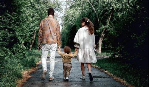 Kinderfotos im Netz verdienen Schutz. Foto Deutsche Telekom/akz-o