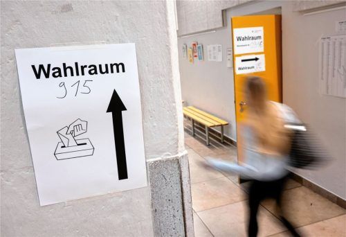Rund 66,7 Prozent der Wahlberechtigten haben am Sonntag, 8. Oktober, in Rosenheim mitbestimmt, wer künftig im Landtag sitzt. Die Ergebnisse in den einzelnen Wahllokalen überraschen. Foto Sven Hoppe