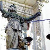 Frau und Sohn für Gaunereien benutzt