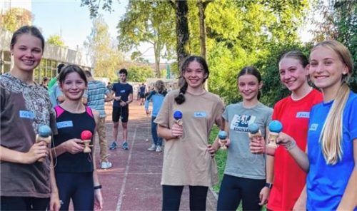 Zum Programm gehört zum Beispiel auch das japanische Geschicklichkeitsspiel Kendama.