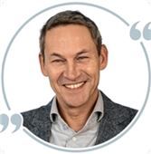 Ein Anwalt mehr, noch mehr Fragen