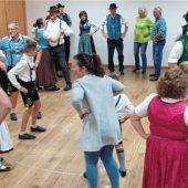 Tanzkurs bei den „Mangfalltalern“