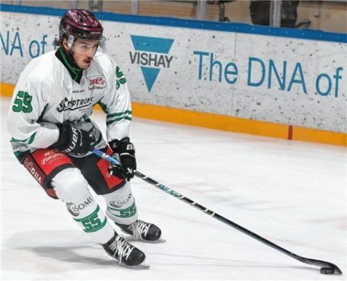 Chris Dodero bei seinem Debüt für die Starbulls: Seine Ausbeute – ein Assist und ein Lattentreffer. Foto Mario Wiedel