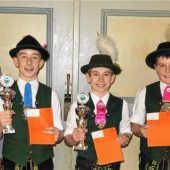 Inngau-Trachtenverband kürt Sieger des Gaujugendpreisplattelns