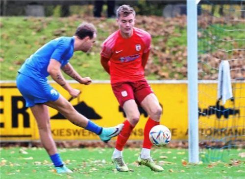 Die 1:0-Führung für den TSV Ampfing in der 76. Minute durch Julian Höllen. Foto mb-presse