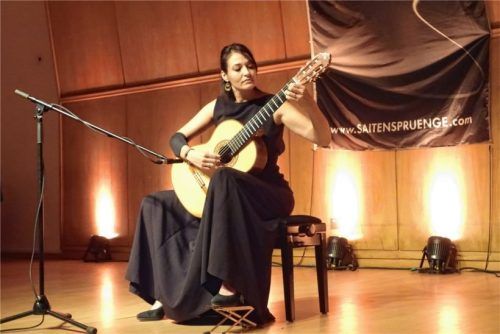 Die spanische Star-Solistin Anabel Montesinos bannte das Publikum beim Auftaktkonzert mit einem spanisch-südamerikanischen Programm.Foto friedrich