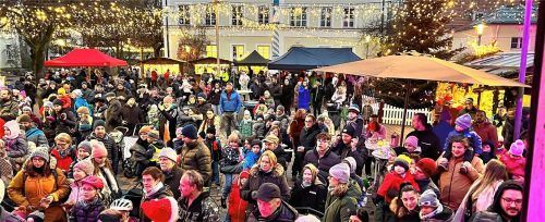 Die Veranstalter würden sich auch in diesem Jahr wieder über zahlreiche Besucher beim Kolbermoorer Christkindlmarkt freuen.Fotos .re