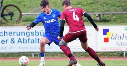 Fridolfing (links Tobias Steinmaßl) musste sich Simon Koch und Anger geschlagen geben.Foto mb.presse – Butzhammer