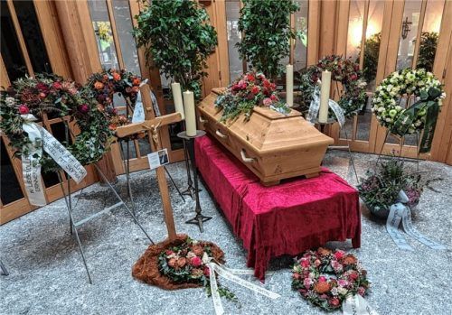 Im Familiengrab auf dem Eggstätter Friedhof findet der beliebte Mitbürger seinen ewigen Frieden. Foto re