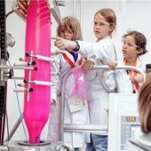 Junge Weltverbesserer schnuppern an der Kinderuni Vorlesungsluft