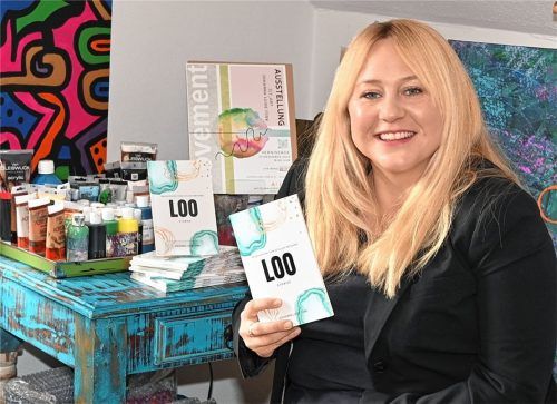 „Loo-Stories – Geschichten vom stillen Örtchen“, so heißt das Buch, das Johanna Türk veröffentlicht hat. Jetzt plant sie eine Ausstellung. Foto Peter Schlecker