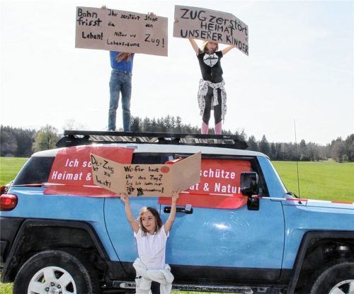 Nur Protest, das war mal: Jetzt reichen die Bürgerinitiativen gegen den Brenner-Nordzulauf in der Region Rosenheim eine eigene Planung ein. Foto  Thomae