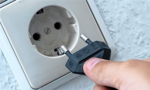 Wie kann man im Landkreis Rosenheim auf dem Weg zur Klimaneutralität weitere Energie sparen? Eine Frage, mit der sich im Rahmen des Zertifizierungsverfahrens für den European Energy Award ein Energiebeirat befassen soll.Foto dpa