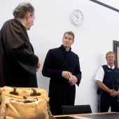 Der Nachbar mit der Kettensäge