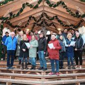 Aus dem Standl auf die Bühne