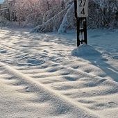 Still ruht die Bahn – Heftiger Wintereinbruch bringt Zugverkehr zum Stillstand
