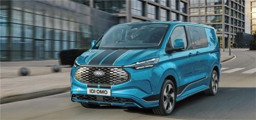 Ab sofort bestellbar: Der Ford E-Transit Custom als rein elektrisches Topmodell von Europas meistverkaufter Transporter-Baureihe. Foto Ford