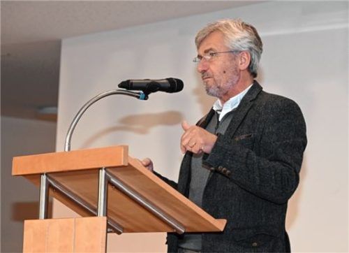 Architekt Richard Kröff hielt die Rede des Abends, steckte die Zuhörer mit seiner Begeisterung an.