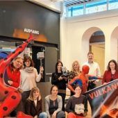 Feuerberge machen im Lokschuppen Platz für „Heldinnen & Helden“