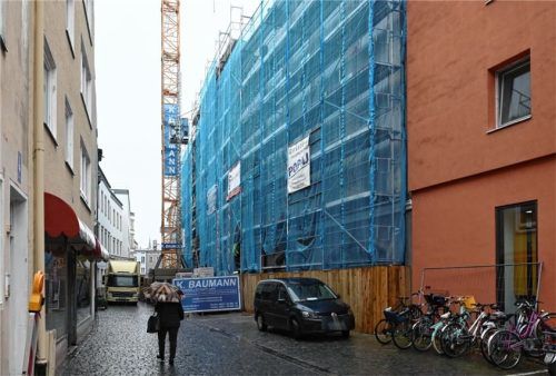 Die Bürogebäude der OVB-Media-Gruppe in der Hafnerstraße werden einer Komplettsanierung unterzogen. Foto  Schlecker