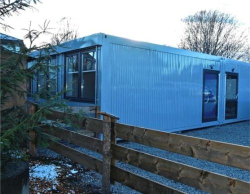 Der Container am Kindergarten „Pusteblume“ bietet für zwei Gruppen Platz. Doch das Personal fehlt. Foto Ruprecht