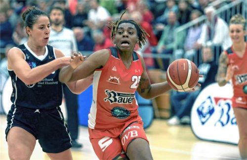 Kayla Simmons und Wasserburg wollen am Samstag einen Heimsieg. Foto Stefan Pfuhl