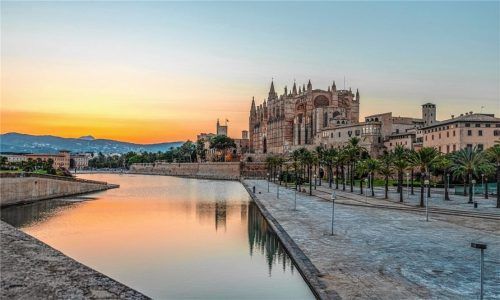 Mallorca bietet großartige Sehenswürdigkeiten – zum Beispiel die Kathedrale La Seu in der Inselhauptstadt Palma. Foto Grupotel Hotels & Resorts
