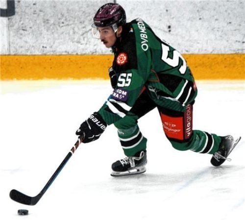 Neuzugang Chris Dodero will am heutigen Freitag im Heimspiel gegen Freiburg sein erstes Tor für die Starbulls Rosenheim erzielen. Foto Franz Ruprecht