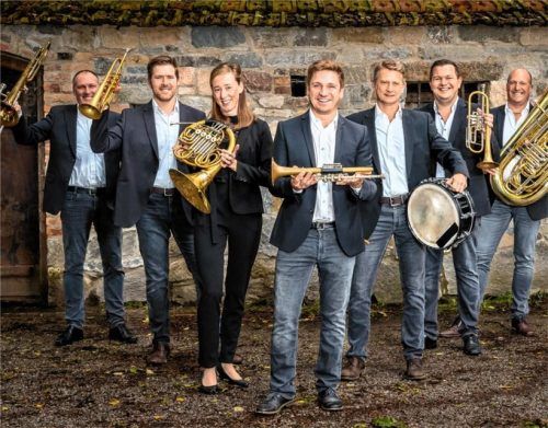 Seit zehn Jahren ist das Ensemble „Kurbi und Friends“ der Inbegriff für erlesene Brasskultur. Foto Kurbi&Friends