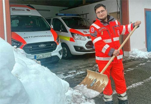 Stets für andere da – und das schon seit seit 15 Jahren: Nicolas Maier (26) von den Johannitern. Fotos fkn