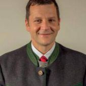 60 000 Euro für zwei neue Schilder