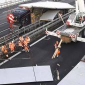 Stau auf der A9 nach Reifenplatzer