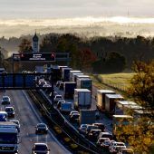 Stau Richtung Brenner: Nur vage Aussicht auf Besserung
