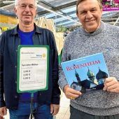 Mit 2000 Büchern Freude schenken