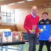 Tischtennisabteilung spendet Lebensmittel für die Tafel