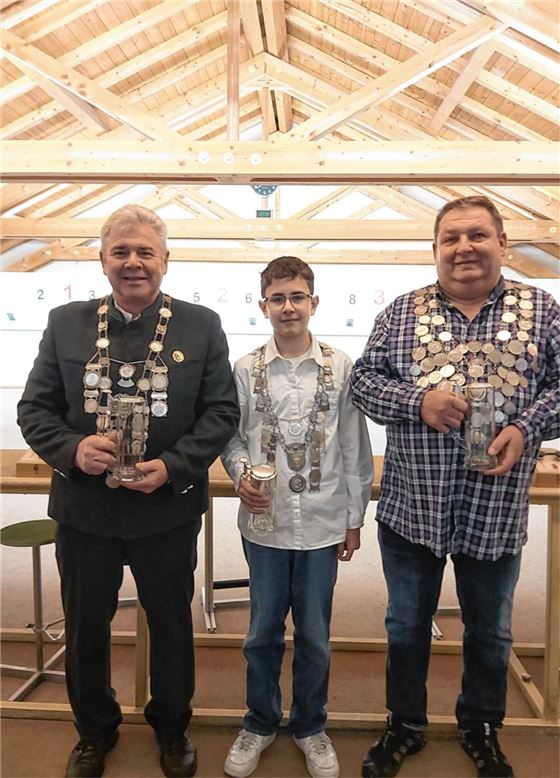 OVB Heimatzeitungen | Schützen küren ihre neuen Könige