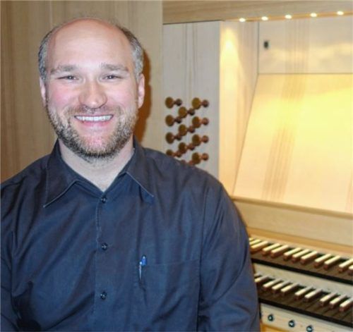 Der Stephanskirchner Felix Spreng spielt am Orgelmittwoch unter anderem Werke von Johann Strauss. Foto Sedlbauer