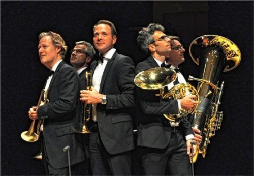 Die Brassmatiker: (von links) Dr. Henning Büscher, Dr. Bernhard Frey, Dr. Dominik Schreuhn, Dr. Christian Alber, Dr. Benedikt Wittmann.Foto Brassmatiker