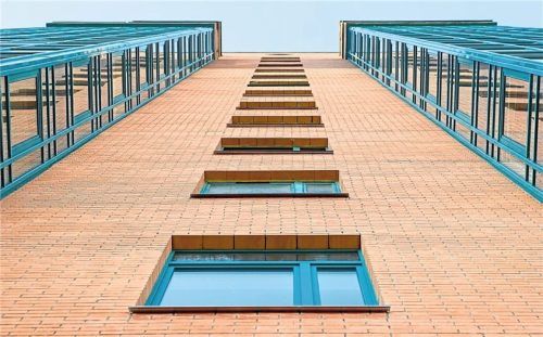 Die Immobilienpreise sinken weiterhin. dpcrestock/Panthermedia