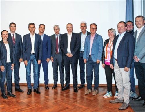 Die Organisatoren und Referenten des Onkologischen Symposiums. Foto Romed-Klinikum