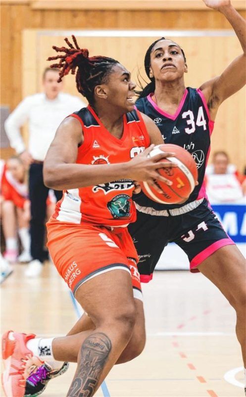 Die Wasserburger Basketball-Damen empfangen am Samstag die BasCats zum Spitzenspiel. Foto Christian Mühlhofer