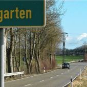 Fuß- und Radweg in Richtung Weidgarten