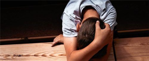 Immer wieder kommt es vor, dass Kinder von ihren Eltern sexuell missbraucht werden. (Symbolbild)Foto Riedl
